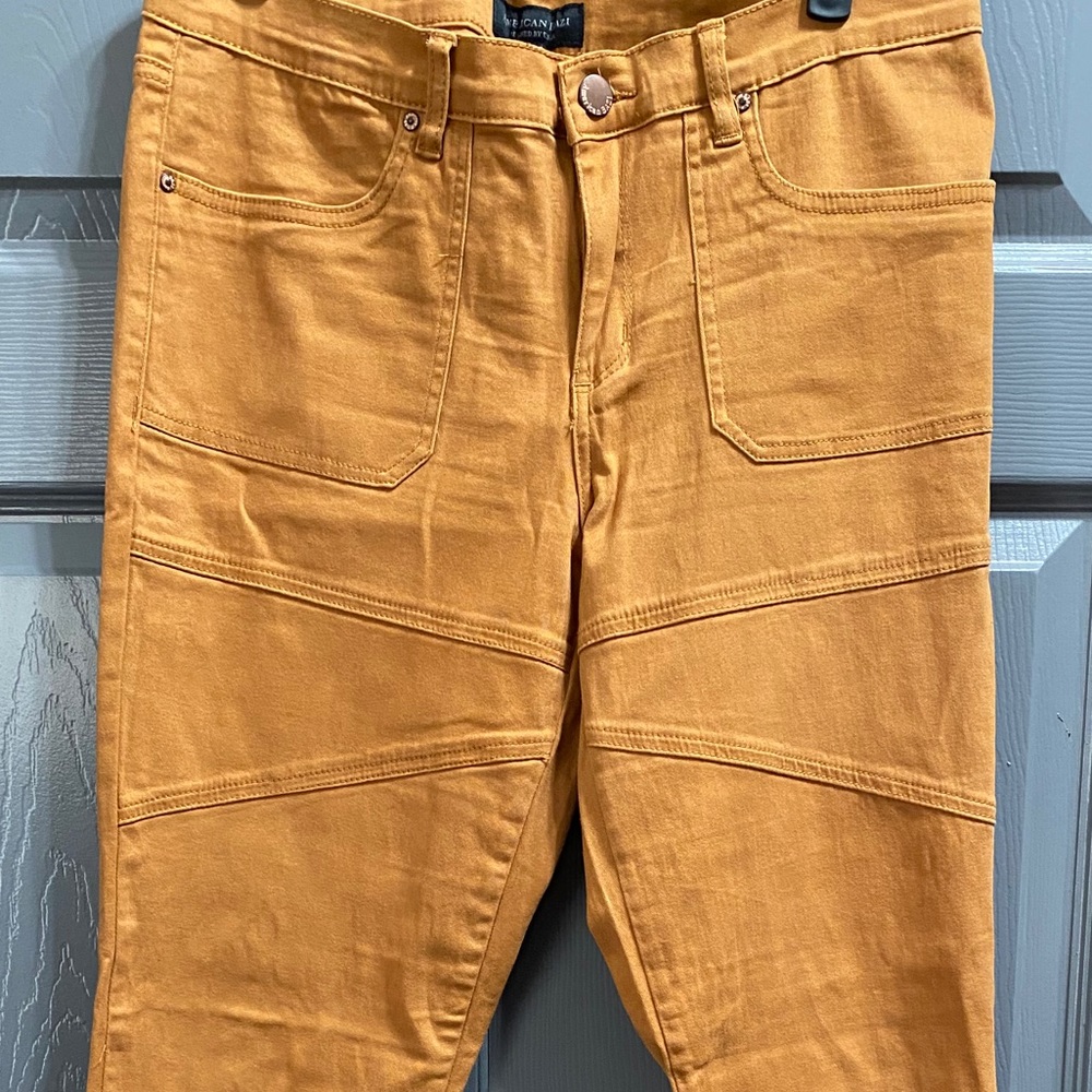 Jeans - Picture 10 of 12